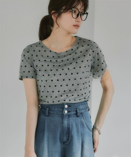 slattgir(スラットジール)の「高身長 シアードットクルーネック半袖プルオーバー(トールサイズ)Essenave(Tシャツ/カットソー・レディース・ブラック/グレー・TLL/T3L/TL/TM)」の1枚目の写真