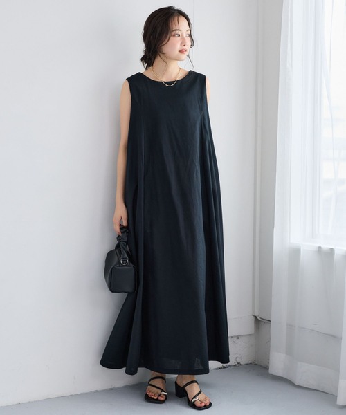 mysty woman(ミスティウーマン)の「バックレースアップAラインワンピース 1046898(ワンピース・レディース・カーキ/ブラック/ベージュ・FREE)」の9枚目の写真