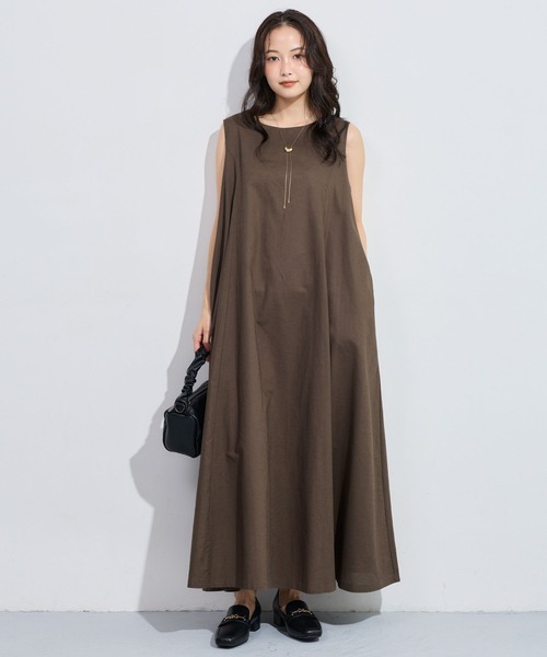 mysty woman(ミスティウーマン)の「バックレースアップAラインワンピース 1046898(ワンピース・レディース・カーキ/ブラック/ベージュ・FREE)」の13枚目の写真