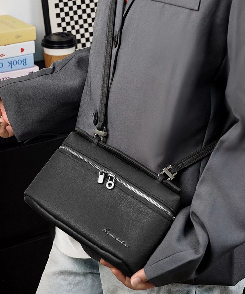 LA VORAGINE(ラ ヴォラジネ)の「2way ランチボックス型ショルダーバッグ 調整ストラップ付き(ショルダーバッグ・レディース・Black・FREE)」の6枚目の写真
