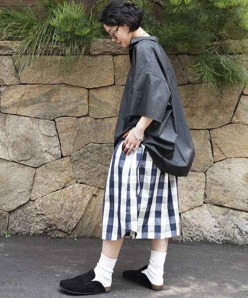 JOURNAL STANDARD LUXE(ジャーナルスタンダード ラックス)の「タフタチェックギャザーハーフパンツ(その他パンツ・レディース・ブラック系その他・FREE)」の8枚目の写真