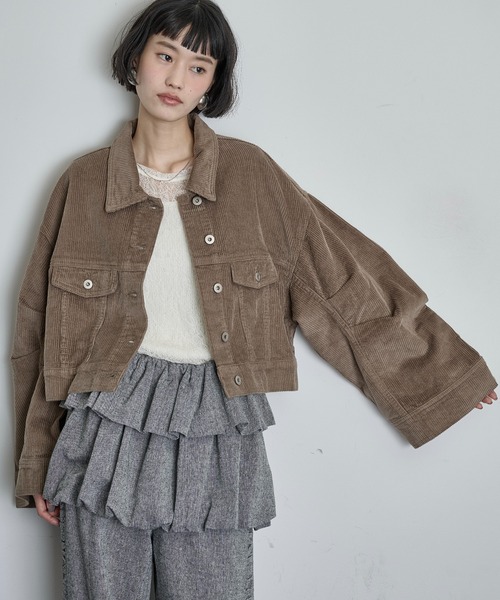 THE YOn(ザヨン)の「タックワイドスリーブコーデュロイジャケット(その他アウター・レディース・ブラウン/プラム/クリーム・FREE)」の2枚目の写真