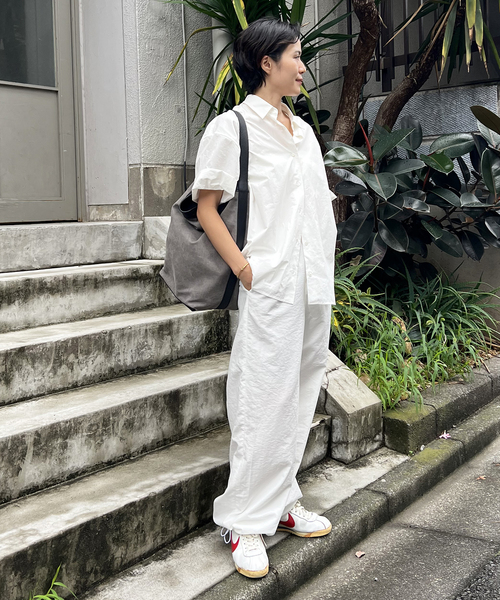 JOURNAL STANDARD(ジャーナルスタンダード)の「【oaedit】リンクルタイプライター ハーフスリーブシャツ(シャツ/ブラウス・レディース・ライトブルー/ホワイト・FREE)」の11枚目の写真