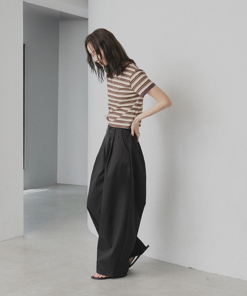 ad thie(アドティエ)の「バレルレッグタック ワイド パンツ(その他パンツ・レディース・ネイビー/ブラック/グレー・MEDIUM/LARGE)」の9枚目の写真