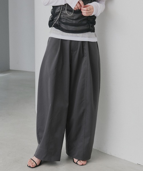 ad thie(アドティエ)の「バレルレッグタック ワイド パンツ(その他パンツ・レディース・ネイビー/ブラック/グレー・MEDIUM/LARGE)」の18枚目の写真