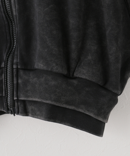 adidas Originals(アディダスオリジナルス)の「adidas originals / アディダス オリジナルス SST DOUBLE LAYERED CROPPED TRACK(ブルゾン・レディース・ブラック/カーキ・MEDIUM)」の3枚目の写真