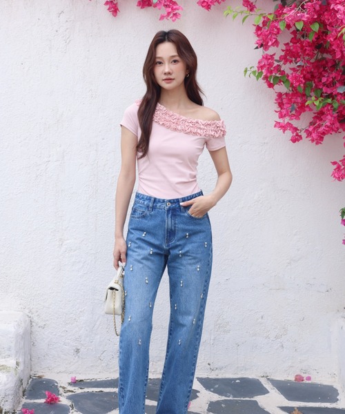 BIRTHDAY BASH(バースデイバッシュ)の「SOPHIA ONE SHOULDER FRILL TOPS(ソフィア ワンショルダーフリルトップス)(Tシャツ/カットソー・レディース・ピンク/ブラック/ホワイト・FREE)」の22枚目の写真