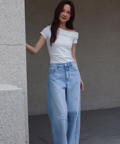 BIRTHDAY BASH(バースデイバッシュ)の「SOPHIA ONE SHOULDER FRILL TOPS(ソフィア ワンショルダーフリルトップス)(Tシャツ/カットソー・レディース・ピンク/ブラック/ホワイト・FREE)」の7枚目の写真