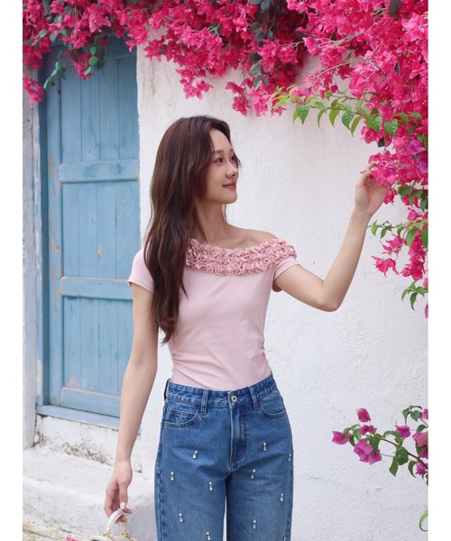 BIRTHDAY BASH(バースデイバッシュ)の「SOPHIA ONE SHOULDER FRILL TOPS(ソフィア ワンショルダーフリルトップス)(Tシャツ/カットソー・レディース・ピンク/ブラック/ホワイト・FREE)」の20枚目の写真