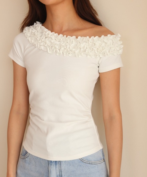 BIRTHDAY BASH(バースデイバッシュ)の「SOPHIA ONE SHOULDER FRILL TOPS(ソフィア ワンショルダーフリルトップス)(Tシャツ/カットソー・レディース・ピンク/ブラック/ホワイト・FREE)」の12枚目の写真