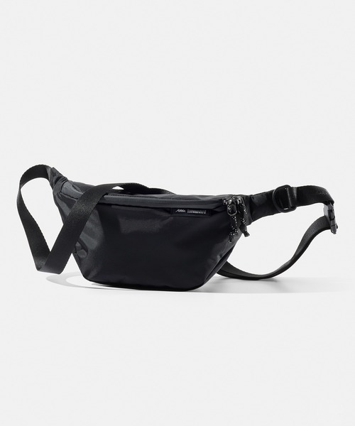 Matador(マタドール)の「Matador/マタドール 2L Lite Sling/2L ライトスリング(ボディバッグ/ウエストポーチ・メンズ・ワインレッド/ダークグリーン/ブラック・FREE)」の2枚目の写真