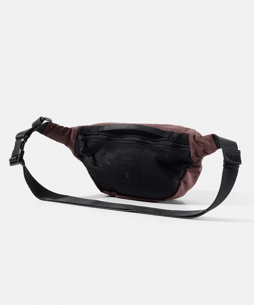 Matador(マタドール)の「Matador/マタドール 2L Lite Sling/2L ライトスリング(ボディバッグ/ウエストポーチ・メンズ・ワインレッド/ダークグリーン/ブラック・FREE)」の11枚目の写真
