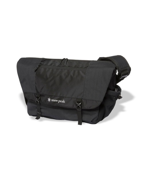 Snow Peak(スノーピーク)の「Snow Peak / Grid Messenger Bag グリッド・メッセンジャーバッグ(メッセンジャーバッグ・メンズ・ブラック・ONE SIZE)」の2枚目の写真