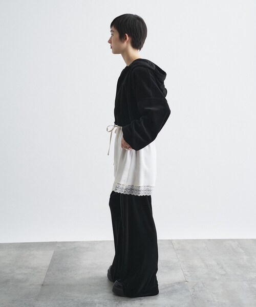 CODE A(コードエー)の「velour cropped hoodie(パーカー・レディース・ブラウン系その他/ブラック・00)」の16枚目の写真
