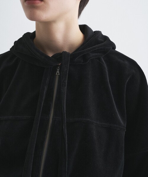 CODE A(コードエー)の「velour cropped hoodie(パーカー・レディース・ブラウン系その他/ブラック・00)」の8枚目の写真