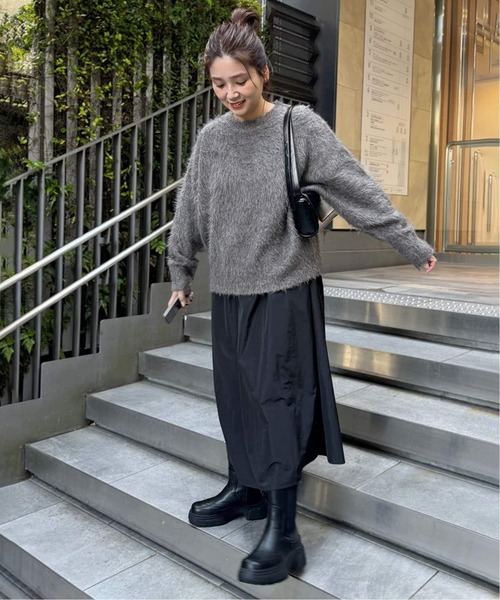 JOURNAL STANDARD(ジャーナルスタンダード)の「《WEB限定追加》シャギークルーネックプルオーバー(ニット/セーター・レディース・チャコールグレー/ブラック・FREE)」の21枚目の写真