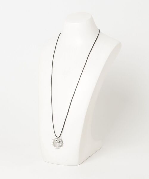 ROSE BUD(ローズバッド)の「HEART CHOKER(ネックレス・レディース・ブラック・ONE SIZE)」の8枚目の写真