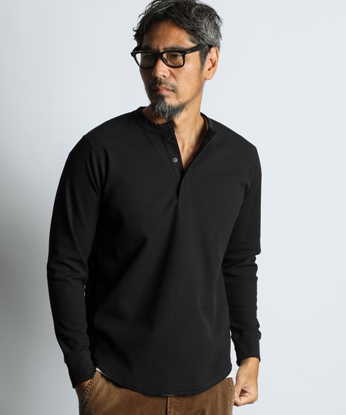 The DUFFER of ST.GEORGE（ザダファーオブセントジョージ）の「「AIR FLEX」MINI WAFFLE HENLEY L/SL TEE：機能素材 「エアフレックス」ミニワッフル ヘンリーネック ロングスリーブ Tシャツ（Tシャツ/カットソー・メンズ・ホワイト/ブラック/ブルーグレー・MEDIUM/SMALL/X-LARGE/LARGE）」の3枚目の写真