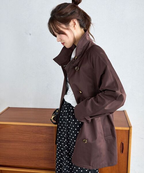 le.coeur blanc(ルクールブラン)の「【撥水】ツイルストレッチステンカラーコート(ステンカラーコート・レディース・ブラウン/サンドベージュ・38)」の9枚目の写真