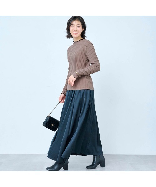 StyleNote(スタイルノート)の「重ね着に便利な綿混リブカットソー(Tシャツ/カットソー・レディース・オフホワイト/ライトグレー/ブラック/コバルトブルー/テラコッタ/モカ・L/S/M)」の15枚目の写真