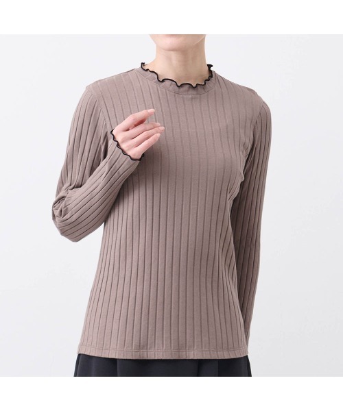StyleNote(スタイルノート)の「重ね着に便利な綿混リブカットソー(Tシャツ/カットソー・レディース・オフホワイト/ライトグレー/ブラック/コバルトブルー/テラコッタ/モカ・L/S/M)」の16枚目の写真