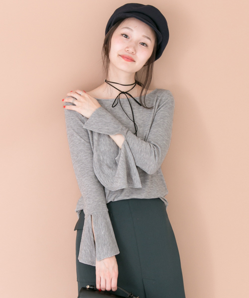 URBAN RESEARCH（アーバンリサーチ）の「UR 袖スリットフレアプルオーバー（Tシャツ/カットソー・レディース・オフホワイト/グレー/ブラック/カーキ/ブラウン・FREE）」の16枚目の写真