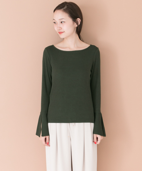 URBAN RESEARCH（アーバンリサーチ）の「UR 袖スリットフレアプルオーバー（Tシャツ/カットソー・レディース・オフホワイト/グレー/ブラック/カーキ/ブラウン・FREE）」の20枚目の写真