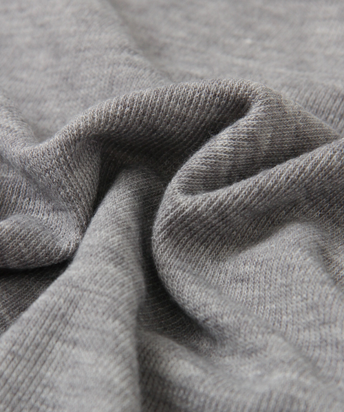 URBAN RESEARCH（アーバンリサーチ）の「UR 袖スリットフレアプルオーバー（Tシャツ/カットソー・レディース・オフホワイト/グレー/ブラック/カーキ/ブラウン・FREE）」の7枚目の写真