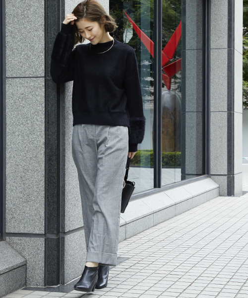 STUDIOUS(ステュディオス)の「フラッフィーシャギーリブニット(ニット/セーター・レディース・ライトグレー/ブラック/オフホワイト・FREE)」の12枚目の写真