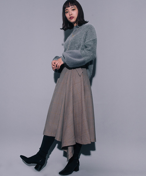 STUDIOUS(ステュディオス)の「フラッフィーシャギーリブニット(ニット/セーター・レディース・ライトグレー/ブラック/オフホワイト・FREE)」の16枚目の写真