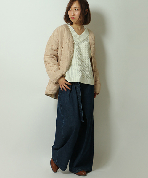 LBC(エルビーシー)の「裏ボアキルトジャケット (ブルゾン・レディース・ダークグリーン/ピンクベージュ・MEDIUM/LARGE)」の5枚目の写真