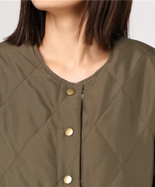 MERLOT（メルロー）の「ピーチ×ボアリバーシブルジャケット000-6527（ダウンジャケット/コート・レディース・ブラック/ベージュ/カーキ・FREE）」の7枚目の写真