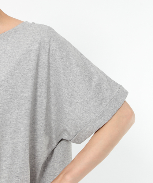LAKOLE(ラコレ)の「【汗ジミ軽減】タイポグラフィプリントTシャツ / LAKOLE(Tシャツ/カットソー・レディース・グレー/オフホワイト・SMALL/MEDIUM)」の9枚目の写真