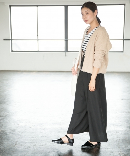 LEPSIM（レプシィム）の「ワンストラップマニッシュ　803038（その他シューズ・レディース・ブラック/ワインレッド・SMALL/MEDIUM/LARGE）」の4枚目の写真