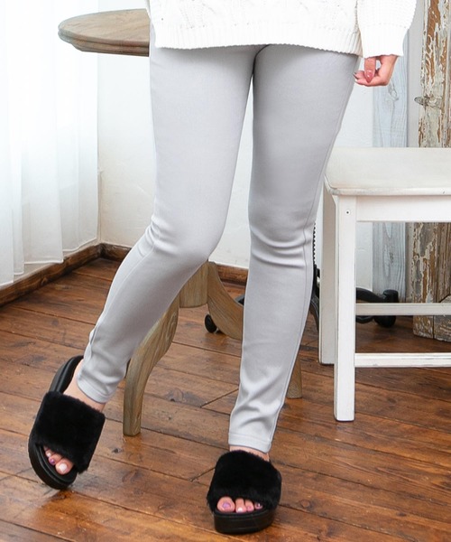 Julia Boutique（ジュリアブティック）の「選べる無地＆デニム・あったかHEAT極暖裏起毛レギンスパンツ/13327（デニムパンツ・レディース・ブラック/グレー/ネイビー/カーキ/ベージュ/オフホワイト/ボルドー/A/B/C・S/M/L/LL/3L/4L/5L/XS）」の3枚目の写真