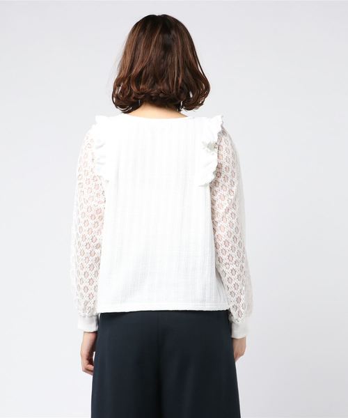 flower(フラワー)の「フローズンフリルトップ(ニット/セーター・レディース・ホワイト/ブルー・FREE)」の3枚目の写真
