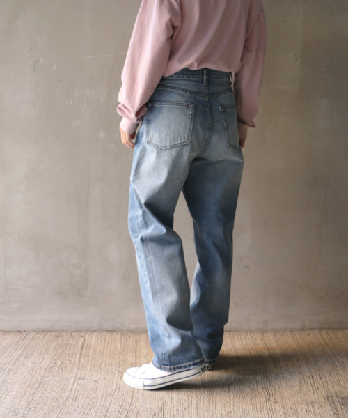 notch.（ノッチ）の「ストレートデニムパンツ（デニムパンツ・レディース・ブラック/ブルー・M/L/LL/S）」の2枚目の写真