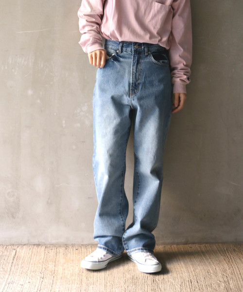 notch.（ノッチ）の「ストレートデニムパンツ（デニムパンツ・レディース・ブラック/ブルー・M/L/LL/S）」の20枚目の写真