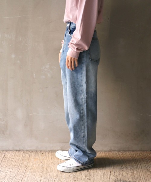 notch.（ノッチ）の「ストレートデニムパンツ（デニムパンツ・レディース・ブラック/ブルー・M/L/LL/S）」の6枚目の写真