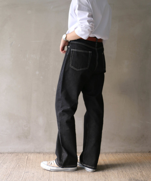 notch.（ノッチ）の「ストレートデニムパンツ（デニムパンツ・レディース・ブラック/ブルー・M/L/LL/S）」の13枚目の写真