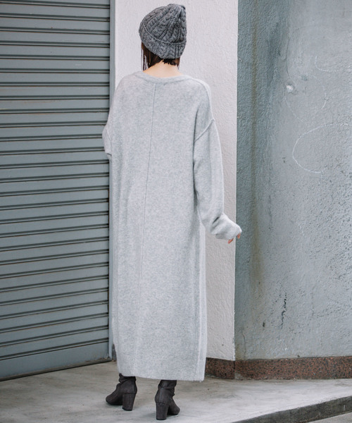 Munich(ミューニック)の「フォックスミックスヤーンニットマキシワンピース(ワンピース・レディース・ブラック/パープル/サーモンピンク/グレー・FREE)」の16枚目の写真