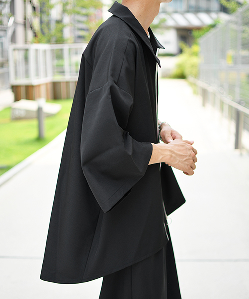 kutir（クティール）の「フルジップハーフスリーブシャツ（シャツ/ブラウス・メンズ・ブラック/ベージュ/モカ・MEDIUM/LARGE）」の8枚目の写真