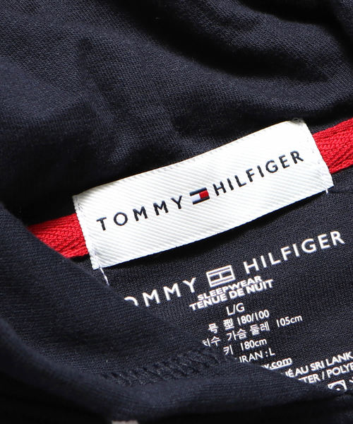TOMMY HILFIGER（トミーヒルフィガー）の「Tommy Hilfiger/トミーヒルフィガー HOODIE　ボックスロゴプルオーバーパーカー（パーカー・メンズ・ホワイト/ダークネイビー・S/M/L/XL）」の14枚目の写真