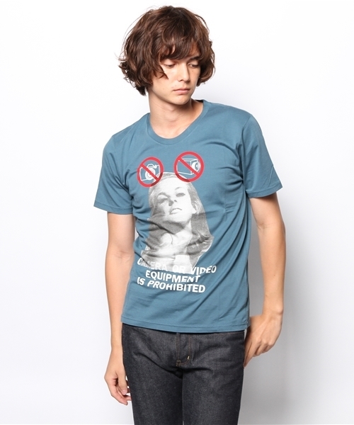 HYSTERIC GLAMOUR(ヒステリックグラマー)の「PROHIBITED pt UネックT-SH(Tシャツ/カットソー・メンズ・ホワイト/ブルー/ブラック・SMALL/LARGE/MEDIUM)」の3枚目の写真