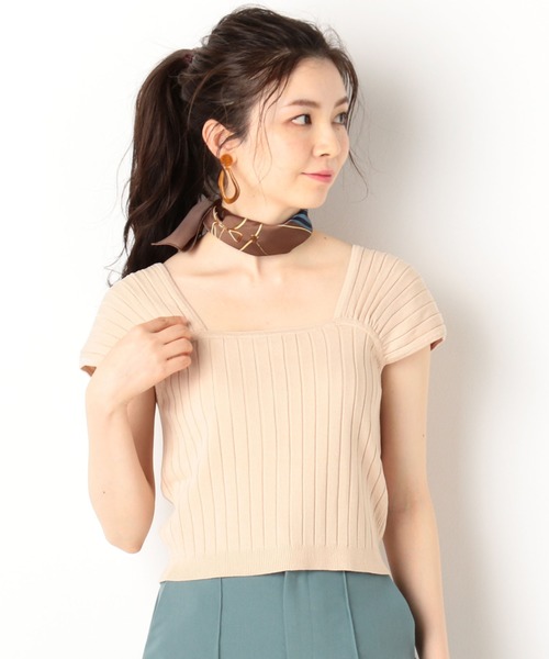 archives(アルシーヴ)の「強撚レーヨン前開きキャミニットTOPS(ニット/セーター・レディース・ブラック/ベージュ/イエロー/ピンクベージュ/ブルー・MEDIUM)」の10枚目の写真