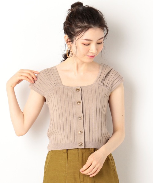 archives(アルシーヴ)の「強撚レーヨン前開きキャミニットTOPS(ニット/セーター・レディース・ブラック/ベージュ/イエロー/ピンクベージュ/ブルー・MEDIUM)」の6枚目の写真