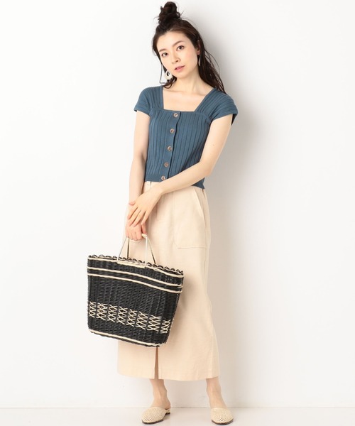 archives(アルシーヴ)の「強撚レーヨン前開きキャミニットTOPS(ニット/セーター・レディース・ブラック/ベージュ/イエロー/ピンクベージュ/ブルー・MEDIUM)」の17枚目の写真