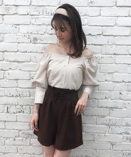 one after another NICE CLAUP（ワンアフターアナザーナイスクラップ）の「フロントレースアップショートパンツ（その他パンツ・レディース・ベージュ/ブラウン/ブラック系その他・FREE）」の7枚目の写真