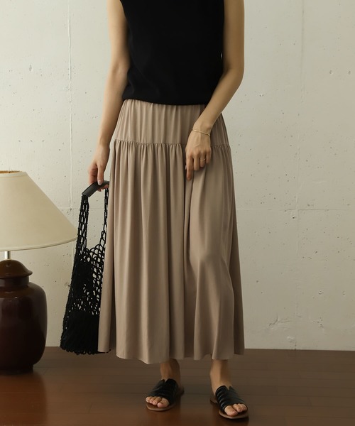 URBAN RESEARCH DOORS（アーバンリサーチドアーズ）の「ティアードスカート∴（スカート・レディース・ベージュ/パープル/ブラック・ONE）」の14枚目の写真