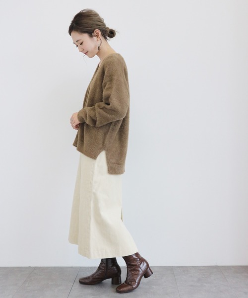 AMERICAN HOLIC（アメリカンホリック）の「Vネックフワフワニットカーディガン　＊（カーディガン/ボレロ・レディース・ブラック/モカ/サックスブルー/ライトグレー・MEDIUM/LARGE）」の6枚目の写真